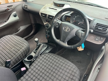 Used Toyota IQ 2009 for sale - 79279288: Photo