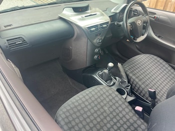 Used Toyota IQ 2009 for sale - 79279288: Photo