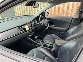 Used Kia Niro 2018 for sale - 79279184: Photo