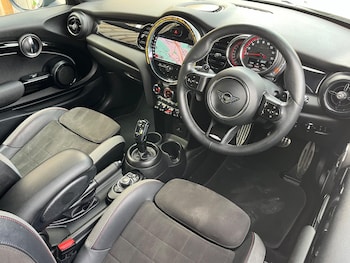 Used MINI Hatch 2021 for sale - 79279402: Photo