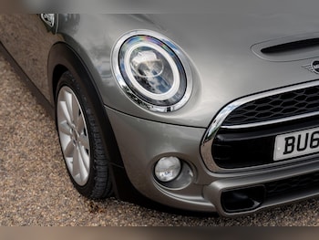 Used MINI Hatch 2018 for sale - 79396595: Photo