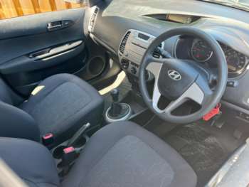 Used Hyundai i20 2010 for sale - 75224455: Photo