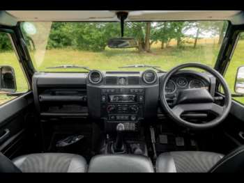 Used Land Rover Defender 90 2013 for sale - 73693850: Photo