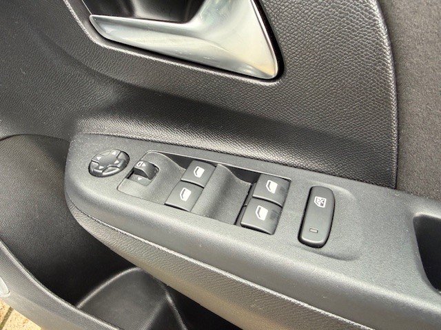 Used Vauxhall Corsa 2023 for sale - 77301218: Photo 21