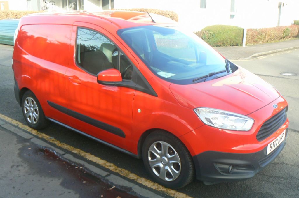 Used Ford Transit Courier 2017 for sale - 77845101: Photo 17