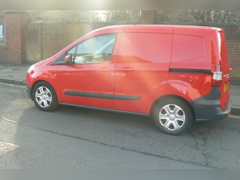 Used Ford Transit Courier 2017 for sale - 77845101: Photo