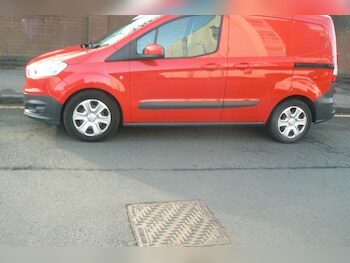 Used Ford Transit Courier 2017 for sale - 77845101: Photo