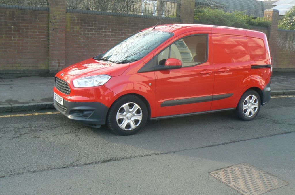 Used Ford Transit Courier 2017 for sale - 77845101: Photo 5