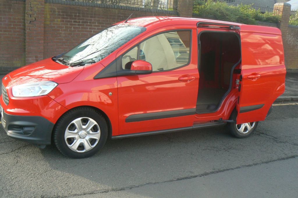 Used Ford Transit Courier 2017 for sale - 77845101: Photo 7