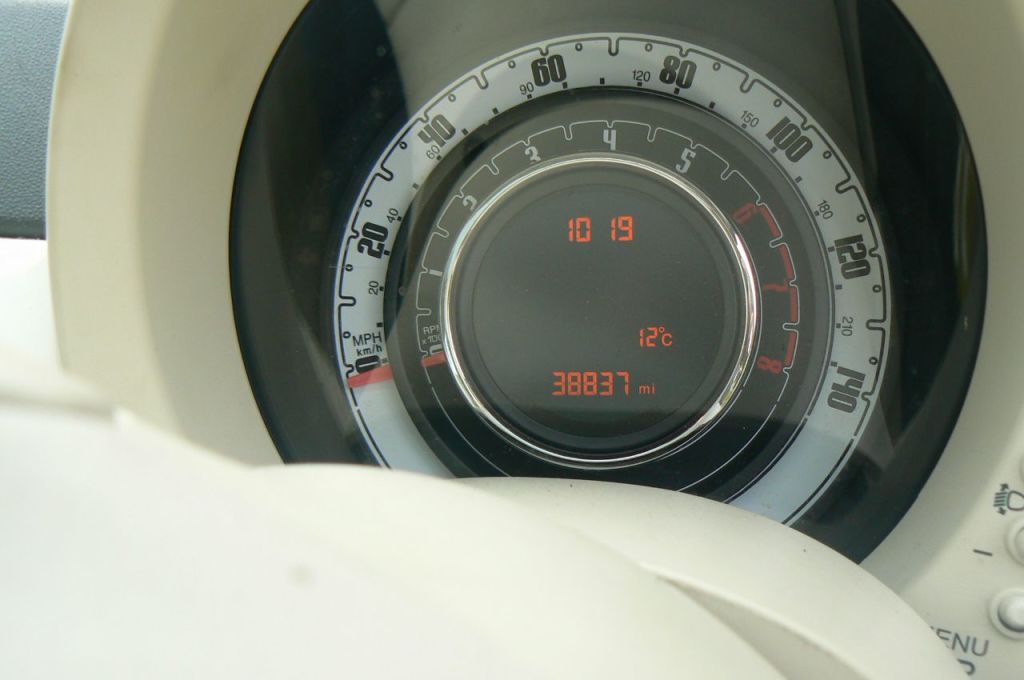 Used Fiat 500 2015 for sale - 76181252: Photo 5