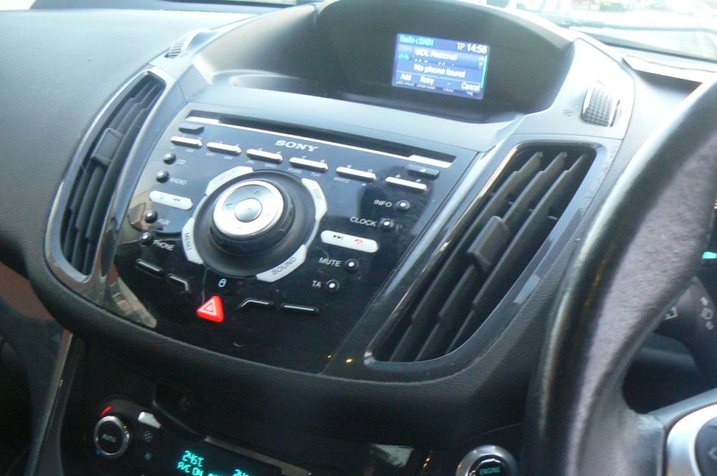 Used Ford Kuga 2015 for sale - 76807346: Photo 8