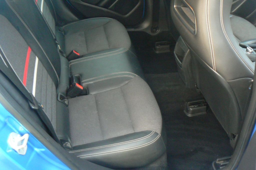 Used Mercedes-Benz A-Class 2013 for sale - 76807348: Photo 8