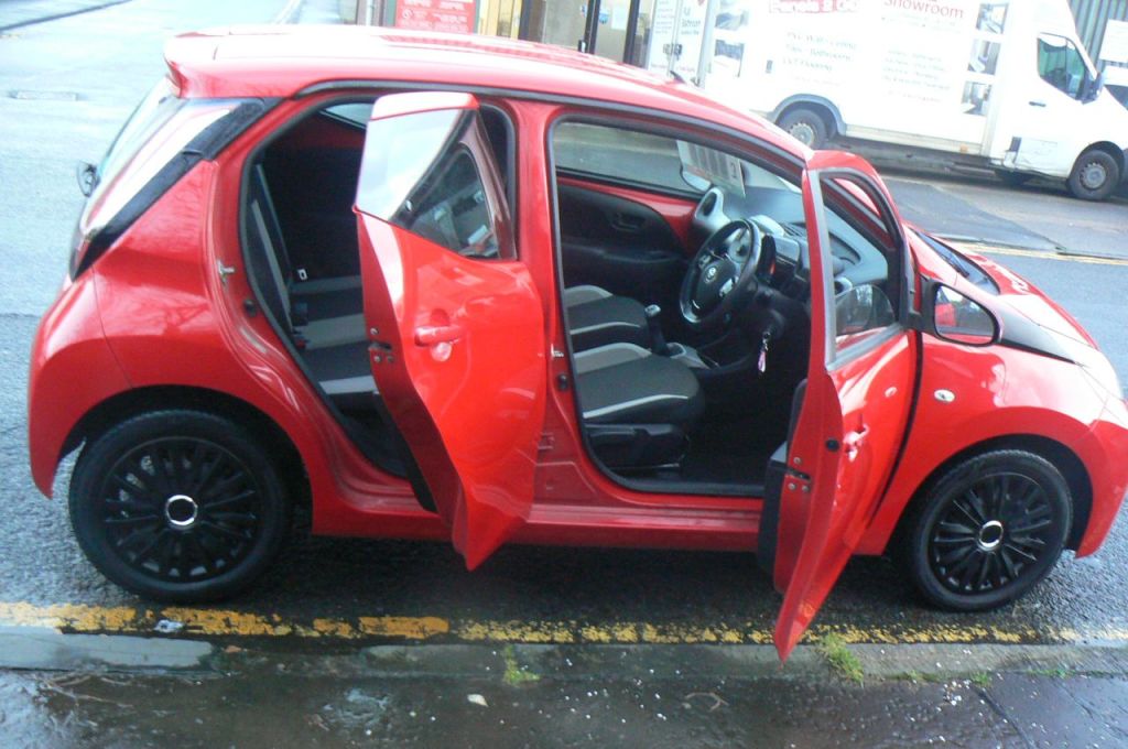 Used Toyota AYGO 2016 for sale - 76918862: Photo 10