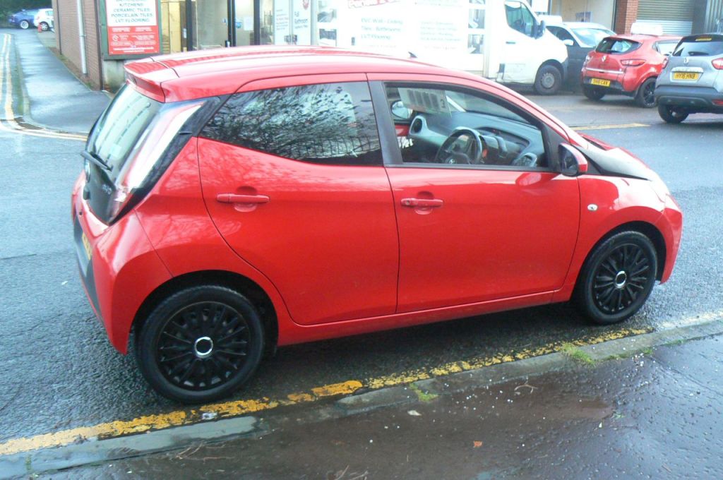 Used Toyota AYGO 2016 for sale - 76918862: Photo 13