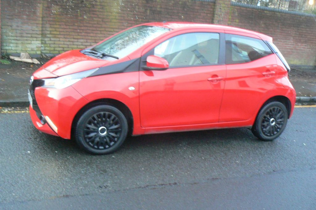 Used Toyota AYGO 2016 for sale - 76918862: Photo 3