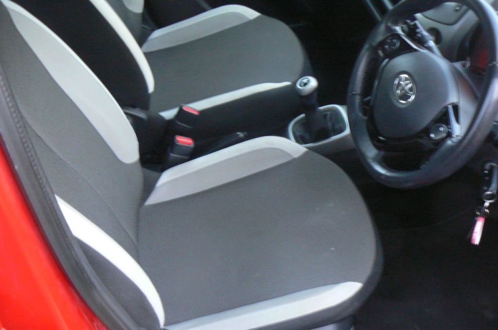 Used Toyota AYGO 2016 for sale - 76918862: Photo 8