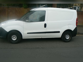 Used Vauxhall Combo 2016 for sale - 79593957: Photo