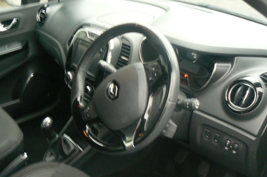 Used Renault Captur 2016 for sale - 77687806: Photo 11