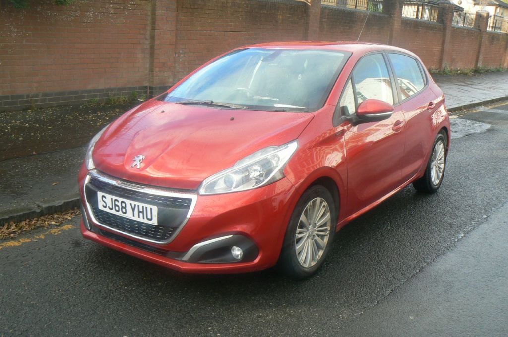 Used Peugeot 208 2018 for sale - 76352321: Photo 1