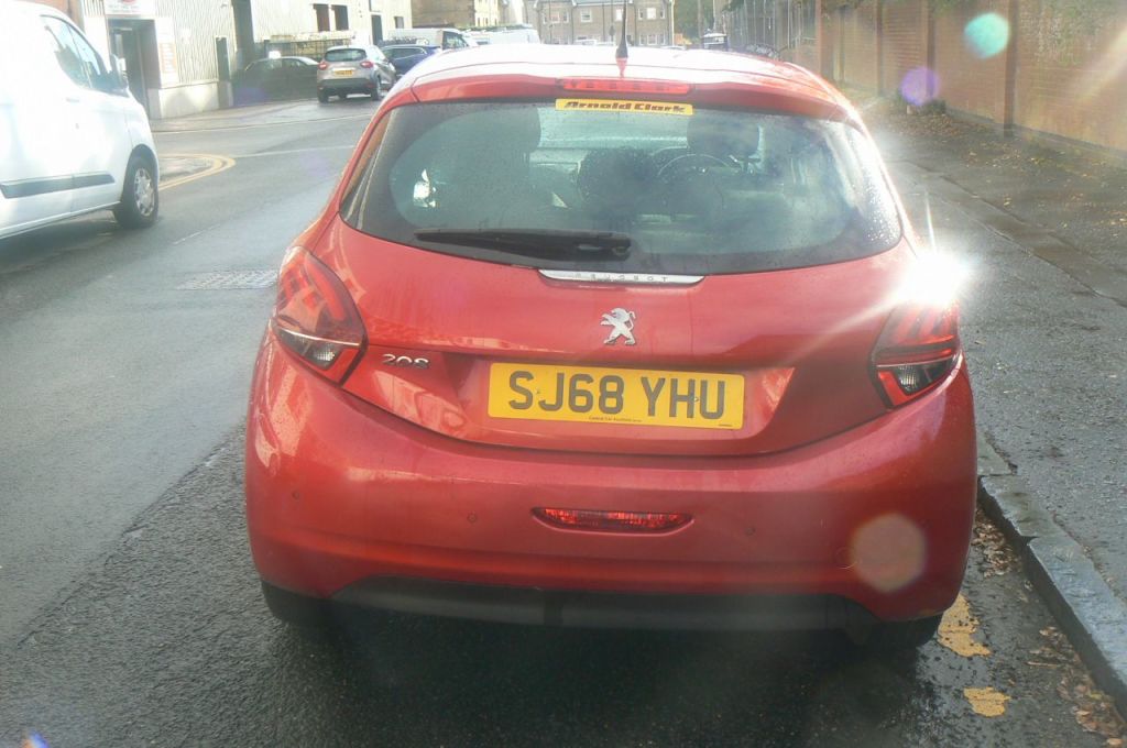 Used Peugeot 208 2018 for sale - 76352321: Photo 5