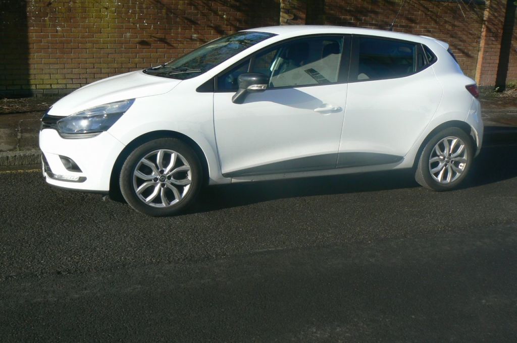 Used Renault Clio 2017 for sale - 77590218: Photo 11