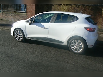 Used Renault Clio 2017 for sale - 77590218: Photo