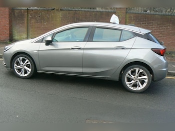 Used Vauxhall Astra 2016 for sale - 77431522: Photo