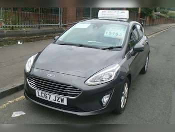 Used Ford Fiesta 2018 for sale - 76110381: Photo