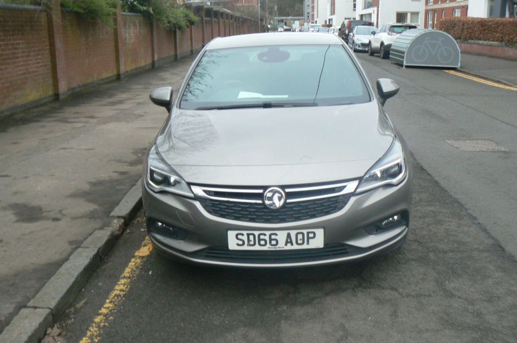 Used Vauxhall Astra 2016 for sale - 77830284: Photo 4