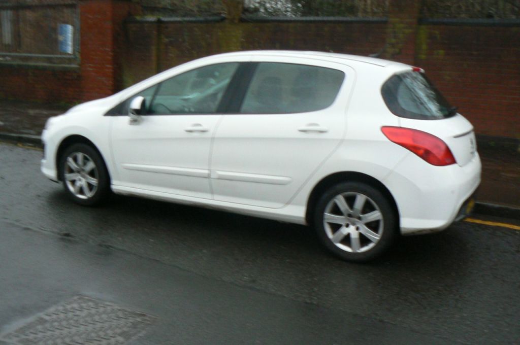 Used Peugeot 308 2013 for sale - 77296954: Photo 2