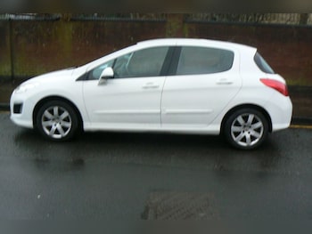 Used Peugeot 308 2013 for sale - 77296954: Photo