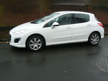 Used Peugeot 308 2013 for sale - 77296954: Photo