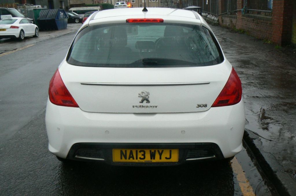 Used Peugeot 308 2013 for sale - 77296954: Photo 6