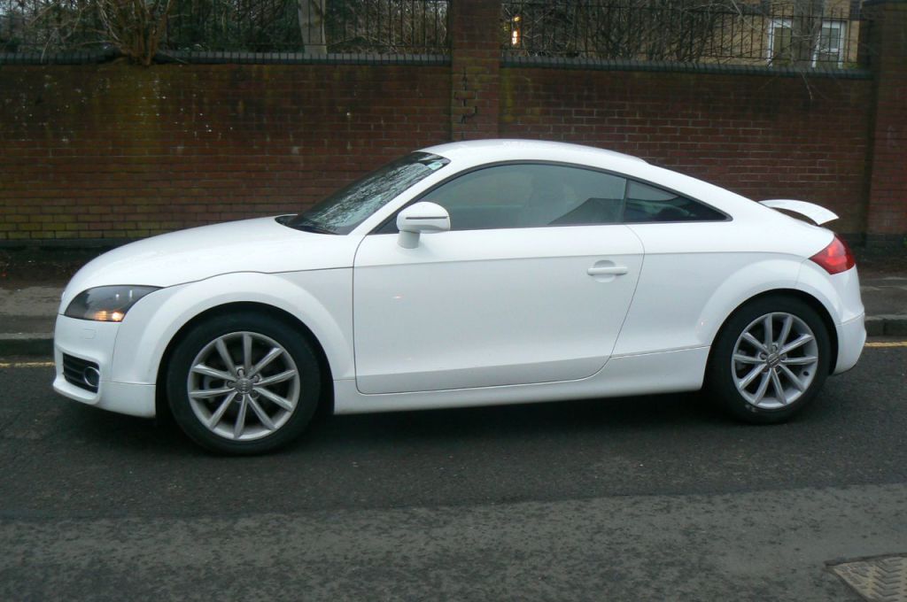Used Audi TT 2011 for sale - 77282854: Photo 2