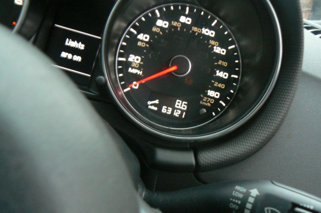 Used Audi TT 2011 for sale - 77282854: Photo 6