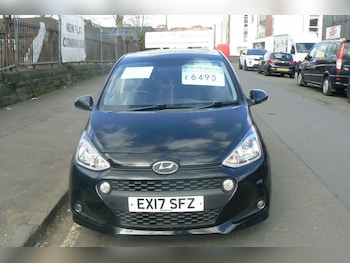 Used Hyundai i10 2017 for sale - 76110389: Photo