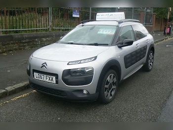 Used Citroen C4 Cactus 2017 for sale - 76110383: Photo