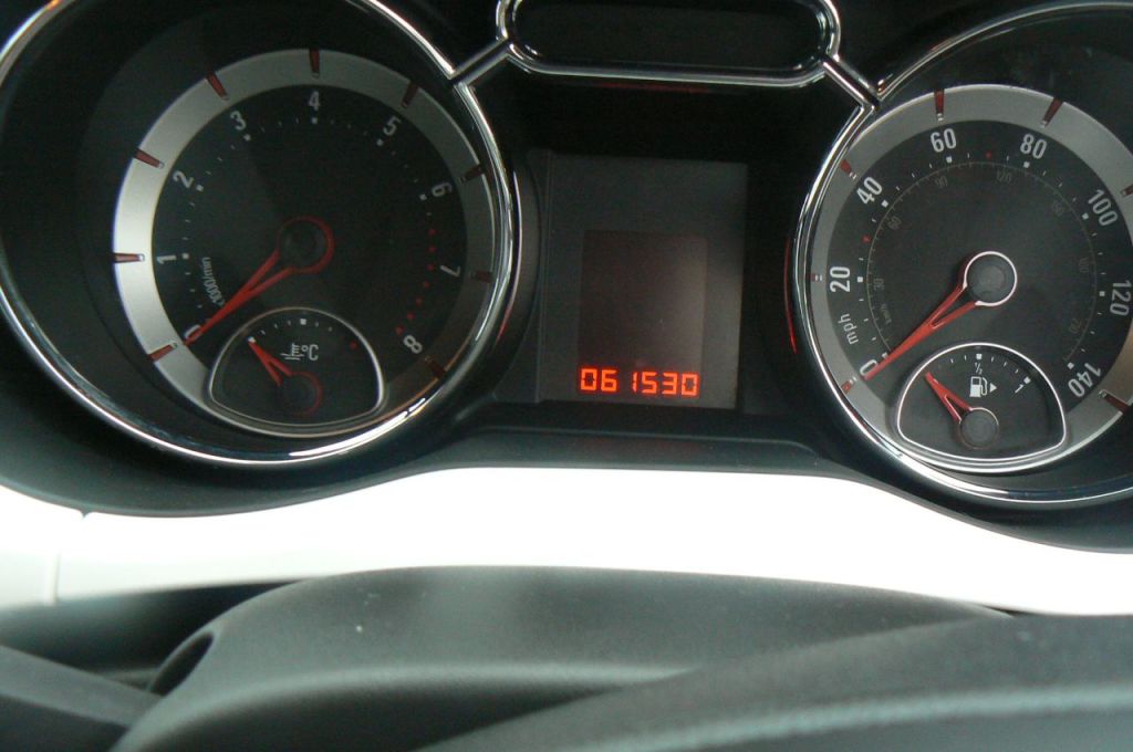 Used Vauxhall ADAM 2014 for sale - 76611480: Photo 7