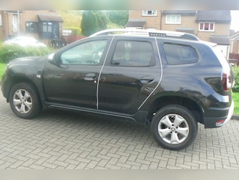 Used Dacia Duster 2020 for sale - 79524854: Photo