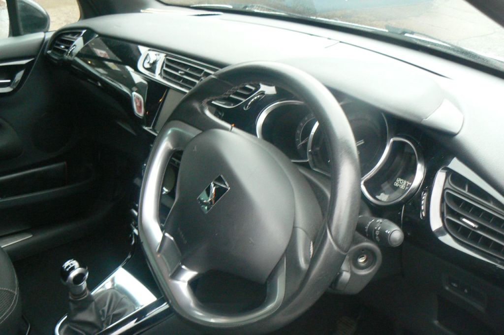 Used DS Automobiles DS 3 2018 for sale - 77687805: Photo 11