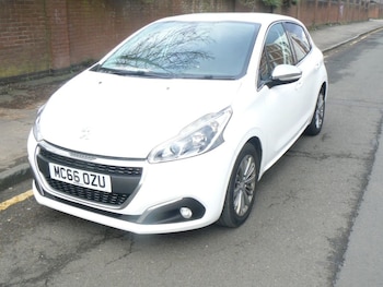 Used Peugeot 208 2017 for sale - 78871845: Photo