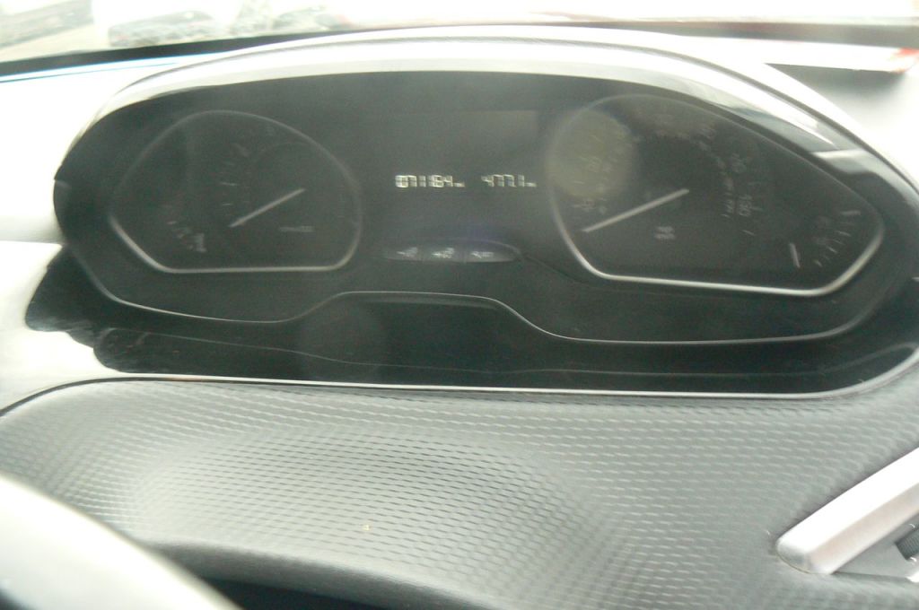 Used Peugeot 208 2017 for sale - 77431526: Photo 7