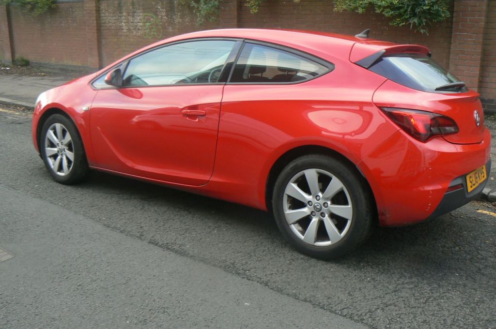 Used Vauxhall Astra GTC 2016 for sale - 76554089: Photo 2