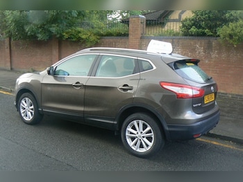 Used Nissan Qashqai 2016 for sale - 76110390: Photo