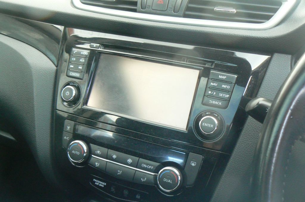 Used Nissan Qashqai 2016 for sale - 76110390: Photo 9