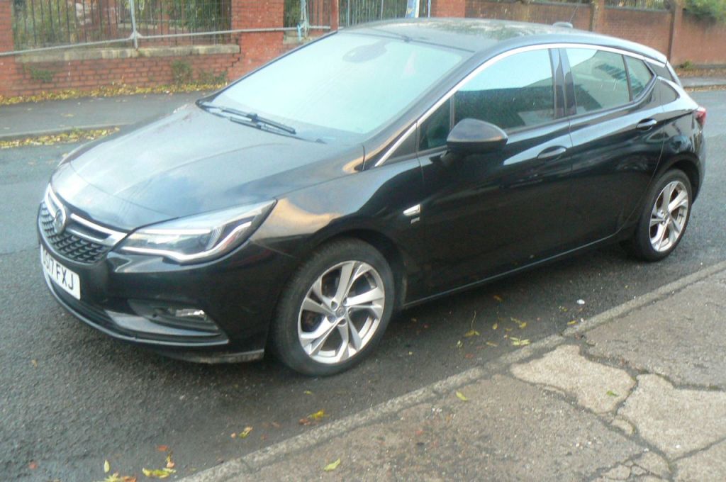 Used Vauxhall Astra 2017 for sale - 76422161: Photo 1