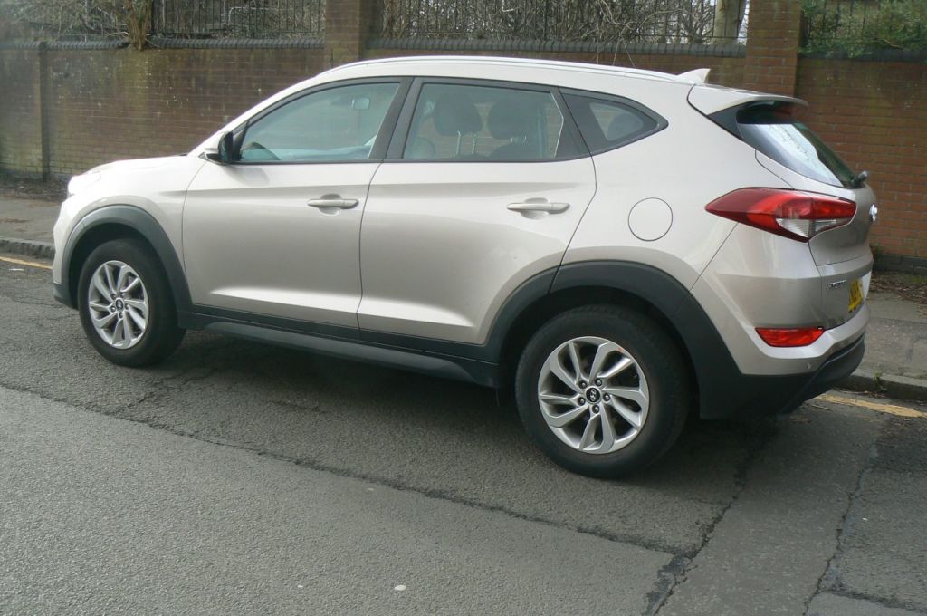 Used Hyundai TUCSON 2018 for sale - 77431525: Photo 2