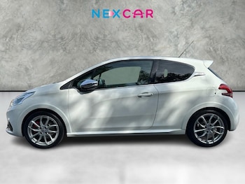 Used Peugeot 208 2016 for sale - 79363690: Photo