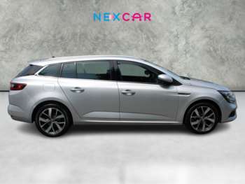 Used Renault Megane 2017 for sale - 75048943: Photo