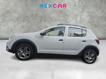 Used Dacia Sandero Stepway 2018 for sale - 79695632: Photo